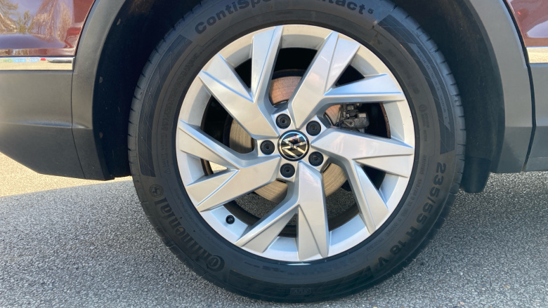 Volkswagen Tiguan 1.5 TSI 150 Life 5dr DSG Petrol Estate